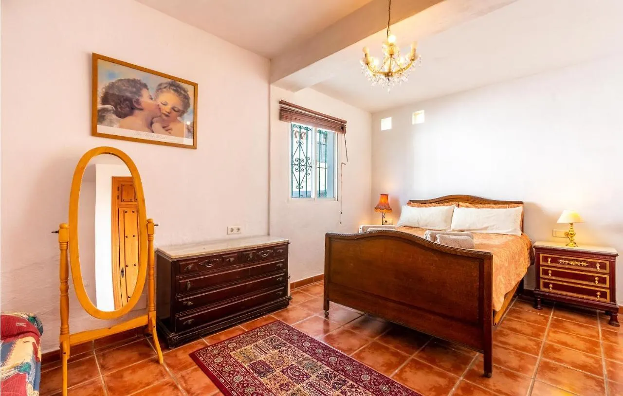 Pet Friendly Home In Iznate With Kitchen Malaga 0*,